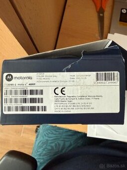 Predám nepoužity smart Motorola E7