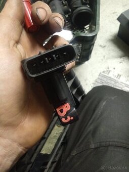 Váha vzduchu MAF senzor mazda 323F BJ 1,6i 16ventil