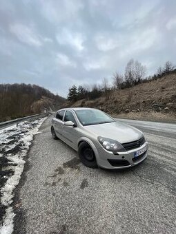 Opel astra h
