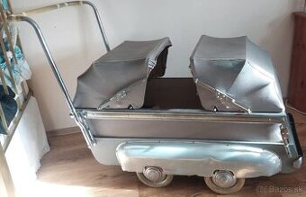 Sběratelský holandský kočárek