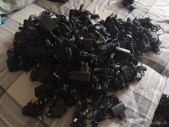 Predám Nabíjačky Nokia, Motorola, Samsung, Alcatel