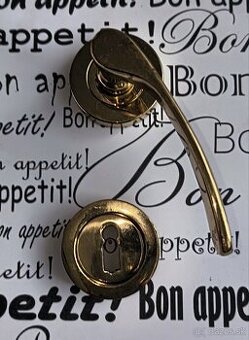 Predám kľučky na dvere