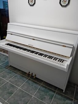 Predám pianíno Petrof