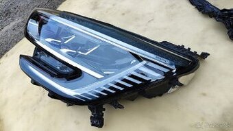 Predám ľavé predné svetlo Renault Megane IV 2019-