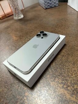 Predam iPhone 15 PRO max 256gb white