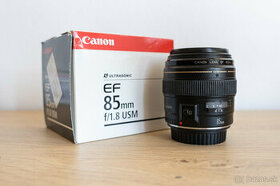 Canon EF 85mm 1.8 - 1
