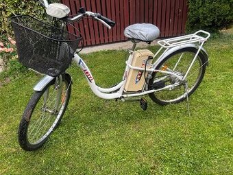 Predam pouzivany damsky Elektrobicykel
