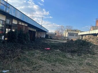 Investujte v centre Šurian – pozemok na výstavbu RD
