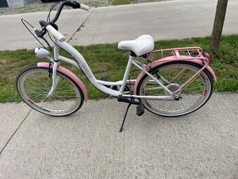 Dievčenský bicykel