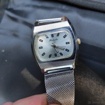 Náramkové hodinky Raketa next