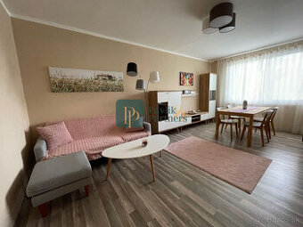 Prenájom pekný 2 izbový byt, zariadený, Chrenová