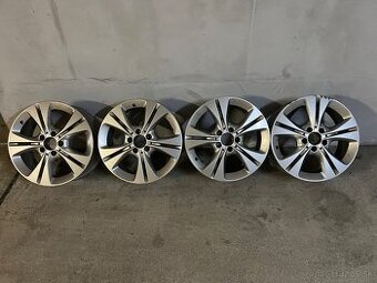 Elektróny Mercedes R17, 5x112