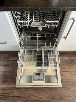 Predám umývačka Bosch SMV40D50EU - 1