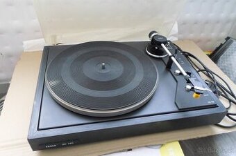Gramofon Tesla NC580
