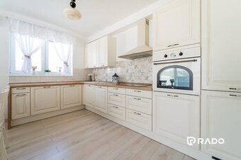 RADO | Na predaj 3i byt Soblahov 76m2 + balkón + parkovacie