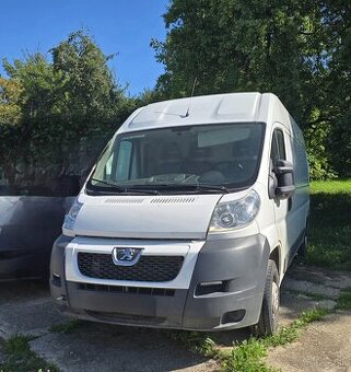 Predám Peugeot boxer 2.2.HDi