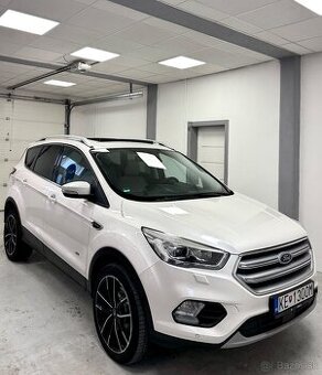 Ford Kuga 2.0TB 178Kw 4x4 Titanium/46000Km