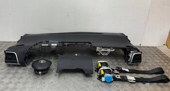 Toyota Verso S 2010- palubná doska, airbagy , pásy