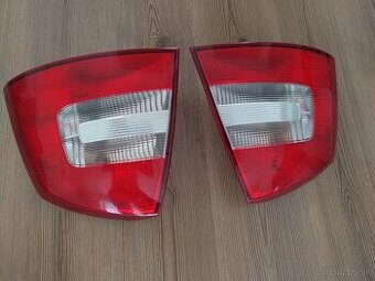 Škoda Octavia 2 zadné svetlá