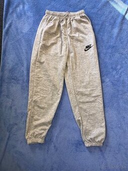 Nohavice Nike