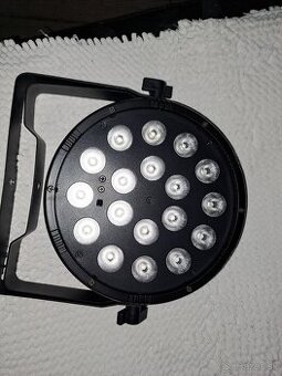 Predám Led Par Danel RGB 18