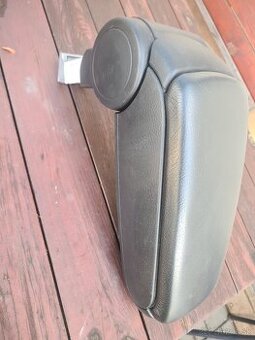 Lakťová opierka audi a6 c5