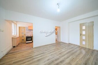 Zrekonštruovaný 2-izbový byt s garážou na predaj – Fiľakovo