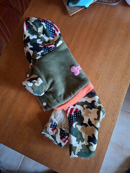 Oblečenie pre malého psíka