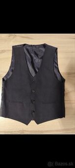 Chlapčenská elegantná vesta
