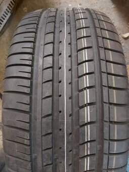 2ks 245/40 R18 GOODYEAR