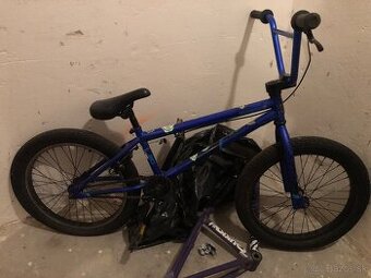 BMX Mongoose