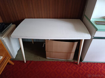 Predam kuchynsky stol