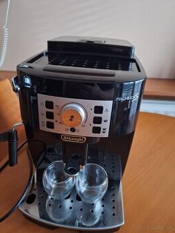 Predám kávovar DeLonghi Magnifica S ECAM