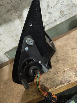 Prave spätné zrkadlo Peugeot 206 gti