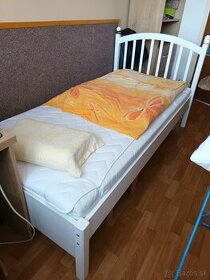 študenská posteľ