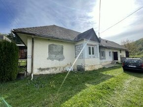Starší bungalov v obci Rafajovce - 1