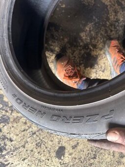 Pneu 245/45/17 continental2kus,pirely 2kus