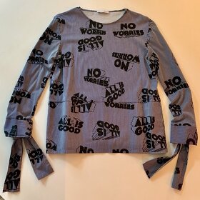 Zara top no worries