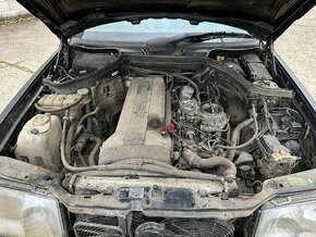 Mercedes m104, Motor