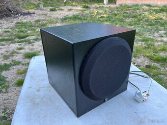 Predám aktívny subwoofer YAMAHA YST-SW012