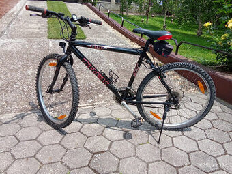 Horský bicykel značky TREK 800