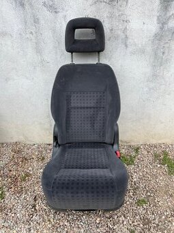 predam sedačky seat alhambra vw sharan ako na fotke