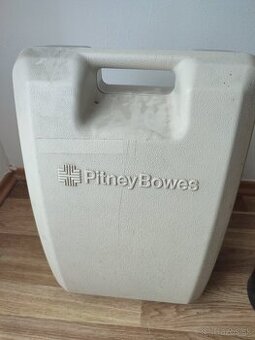 PITNEY BOWES MACHINE Model B900