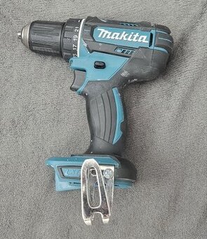 Aku utahovacka Makita 18V + drziak bitov
