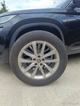 PREDAM ORIGINAL SADU KOLIES 5×112 R18 PNEU 235/55 R18