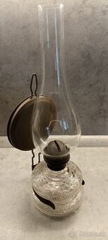 Petrolejova lampa - Rezervovaná