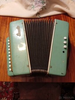 Predám gombíkovú harmoniku