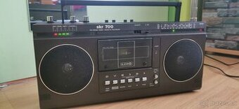 Skr 700