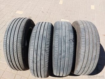Predám pneumatiky215/65R17 99V
