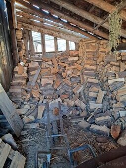 2 ročné suché palivové drevo